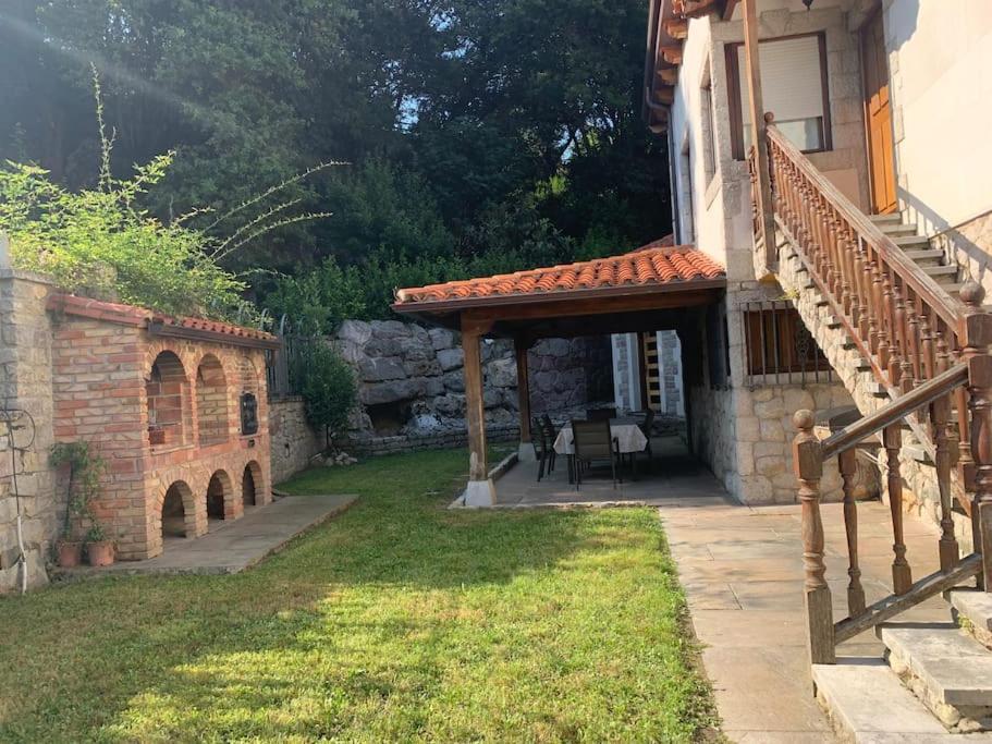 Casa Con Amplio Jardin En Pechon Villa Exterior photo